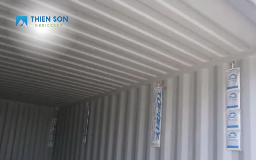 Túi gói chống ẩm được dùng trong thùng xe container