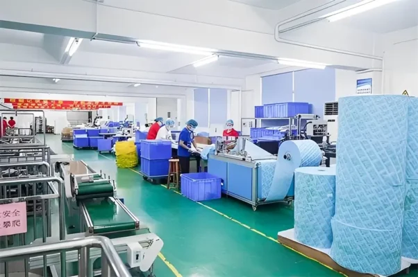 production workshop for desiccant and moisture absorber packing 1